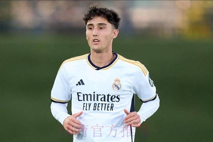 TA:皇马启动与其青年队球员福尔蒂亚的续约谈判 TA:皇马启动与其青年队球员福尔蒂亚的续约谈判